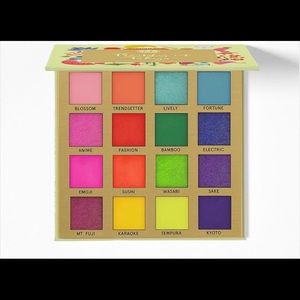 Trendy in Tokyo by Bh cosmetics